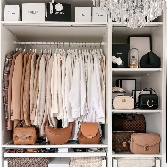 Meet your Posher, Cutest - Picture 1 of 1